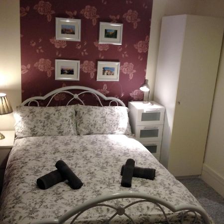 F1- Very Nice City Centre Apartment 爱丁堡 外观 照片