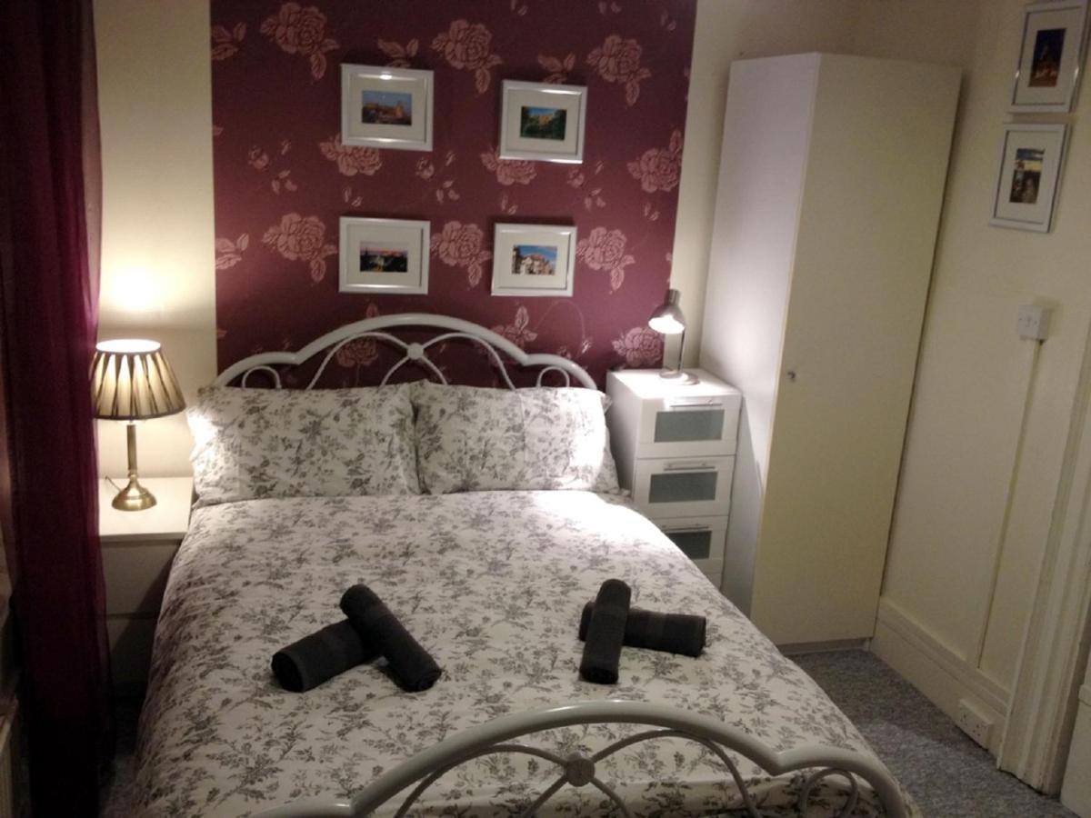 F1- Very Nice City Centre Apartment 爱丁堡 外观 照片